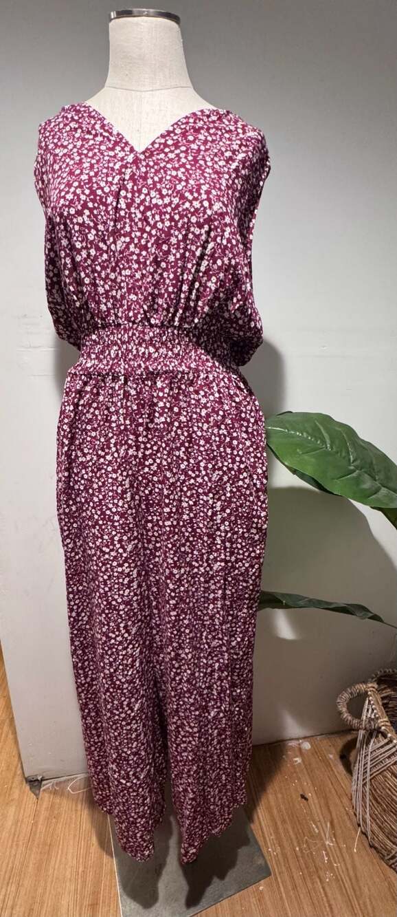 Gap Factory Women’s Floral Smocked Wide Leg V-Neck Jumpsuit Size Large